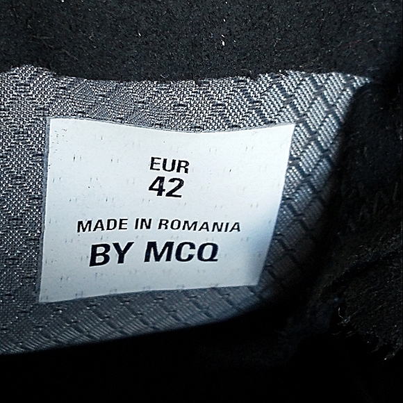 New w/o Box MCQ By Alexander McQueen Black Orbyt Descender Men's Sneakers EU 42 - Picture 14 of 16